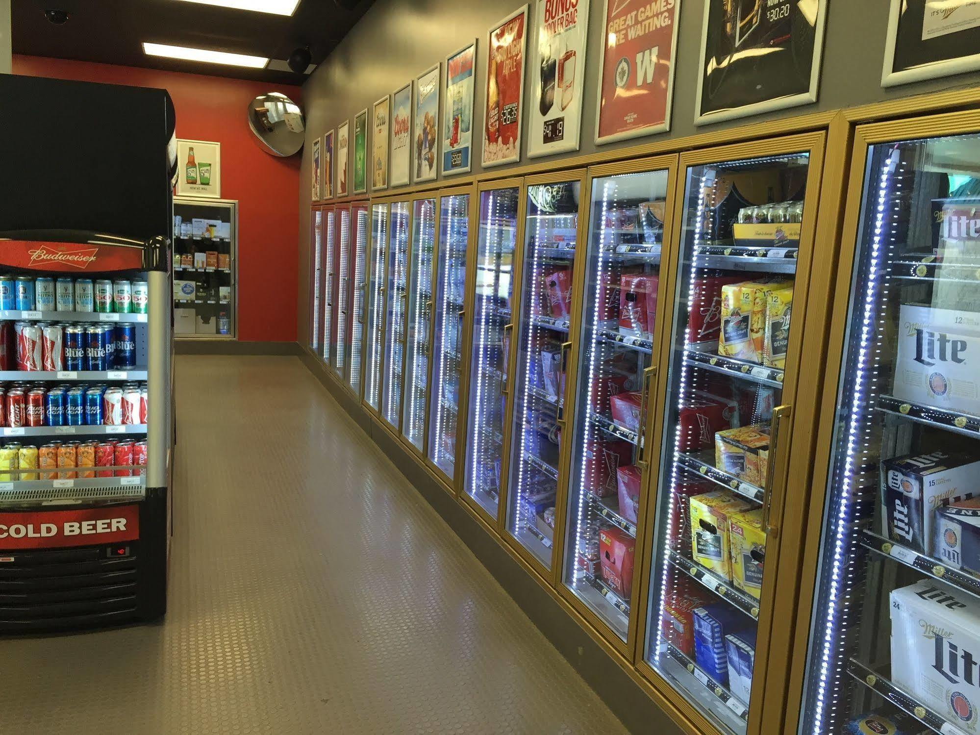 Canad Inns Destination Centre Transcona Winnipeg Eksteriør billede